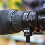 Un sistema di telecamere industriali ad alta risoluzione per il controllo qualità nella produzione.